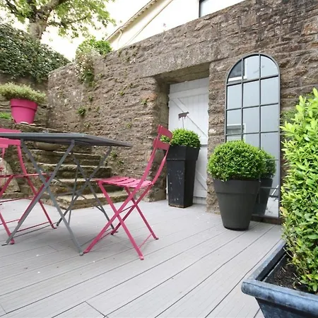 La Garenne 2* Vannes